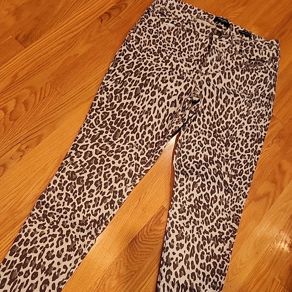 Nine West Size 14 Leopard jeans